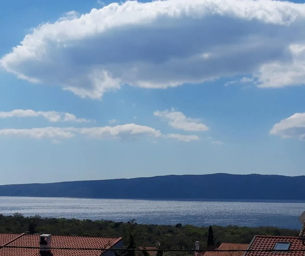 Apartment Pin Pinezici  0*, Pinezici (Krk) Croatia