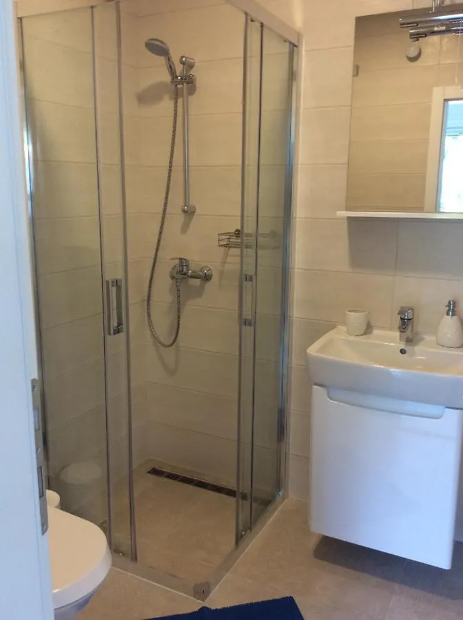 Apartment Pin Pinezici  0*, Pinezici (Krk) Croatia
